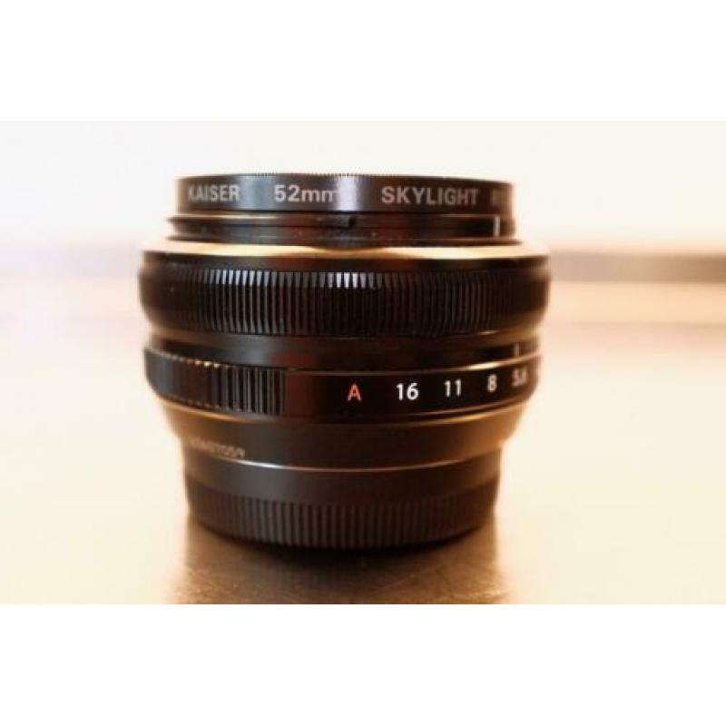 Fujinon 18mm f/2 lens R (28mm equiv.)