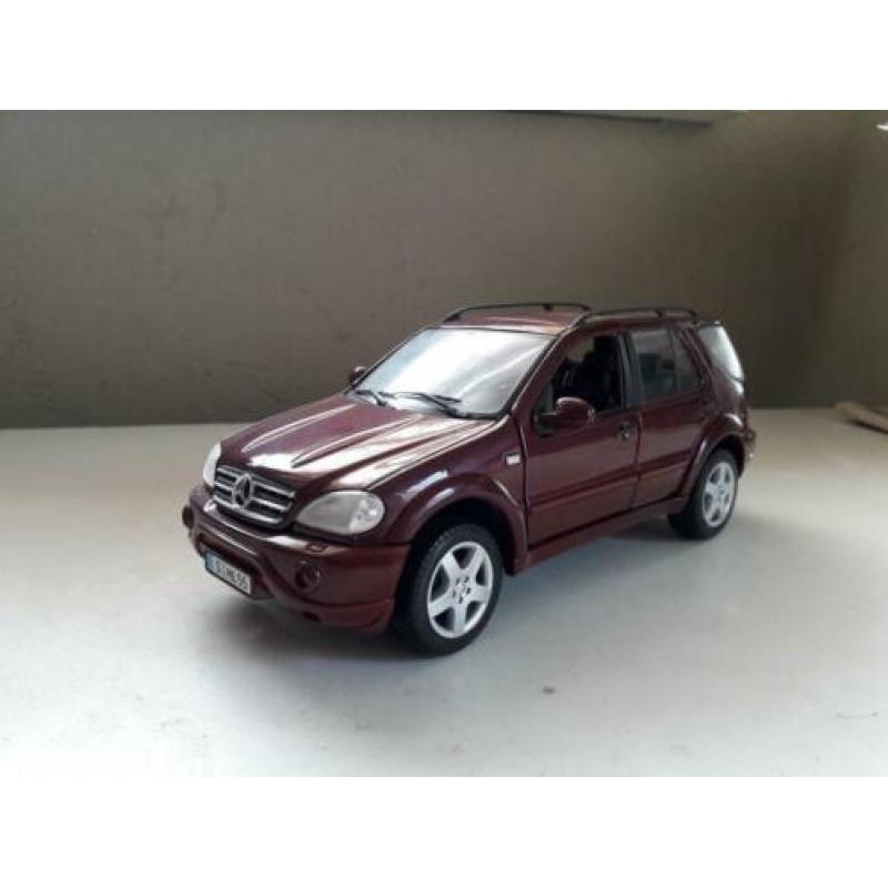 1:18 Mercedes Benz ML 55 AMG Maisto