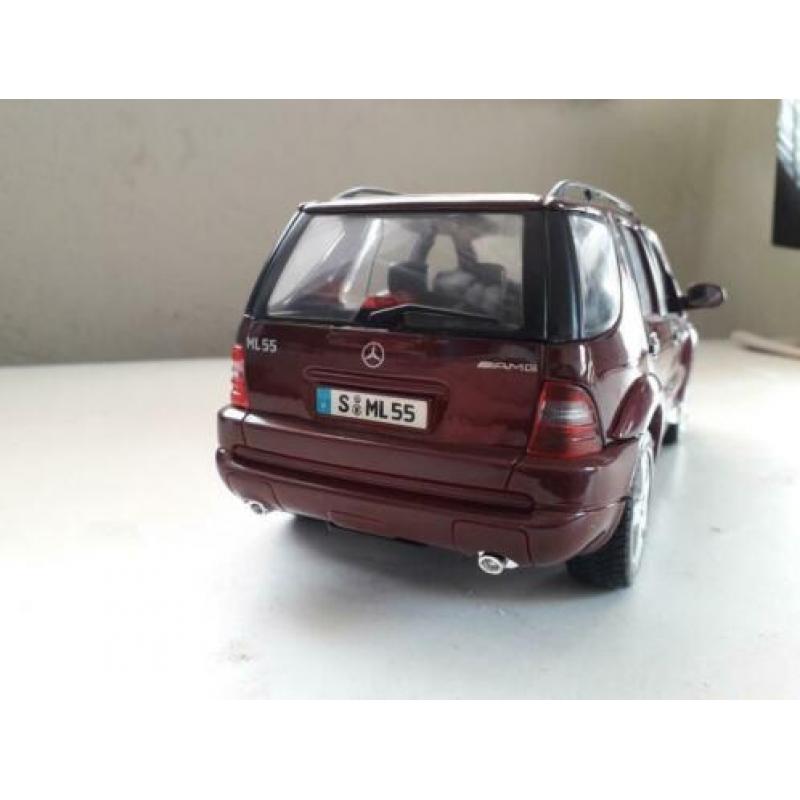 1:18 Mercedes Benz ML 55 AMG Maisto