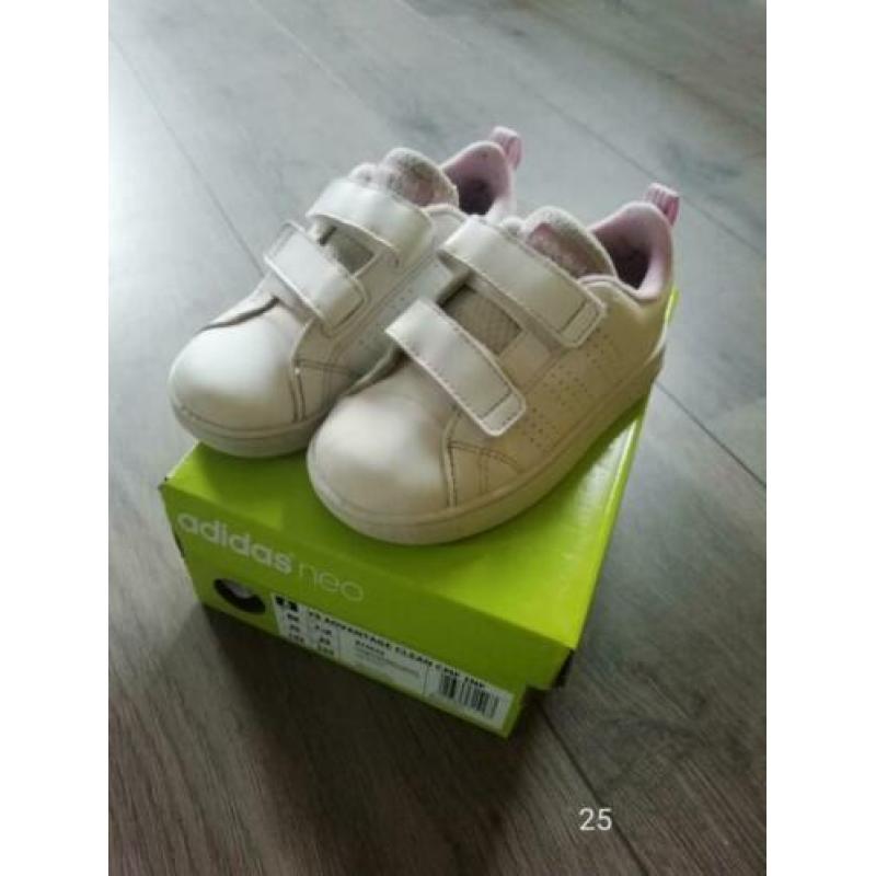 ZGAN wit/roze Adidas Neo sneakers maat 25