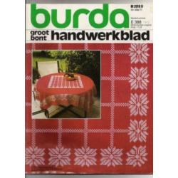 Burda Handwerk borduren met klassieke patronen.