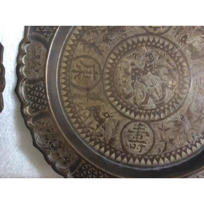 Antieke Chinese bronzen borden