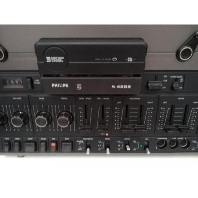 Te koop Philips N 4506 tape deck.