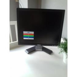 Dell monitor met toebehoren